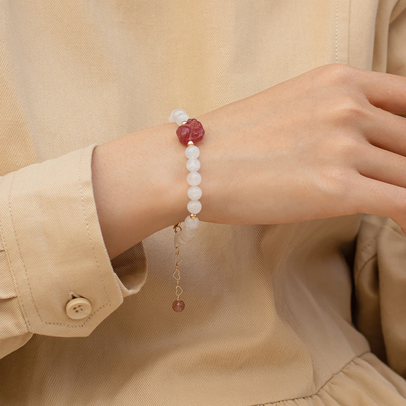 Natural Moonstone with Strawberry Crystal Cat Claw Crystal Bracelet